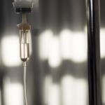 Soroterapia não têm benefícios comprovados e pode oferecer riscos, alerta Anvisa