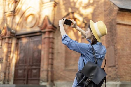 Cidades históricas, trens antigos e arquitetura preservada fazem do turismo nostálgico uma das principais tendências de viagem.