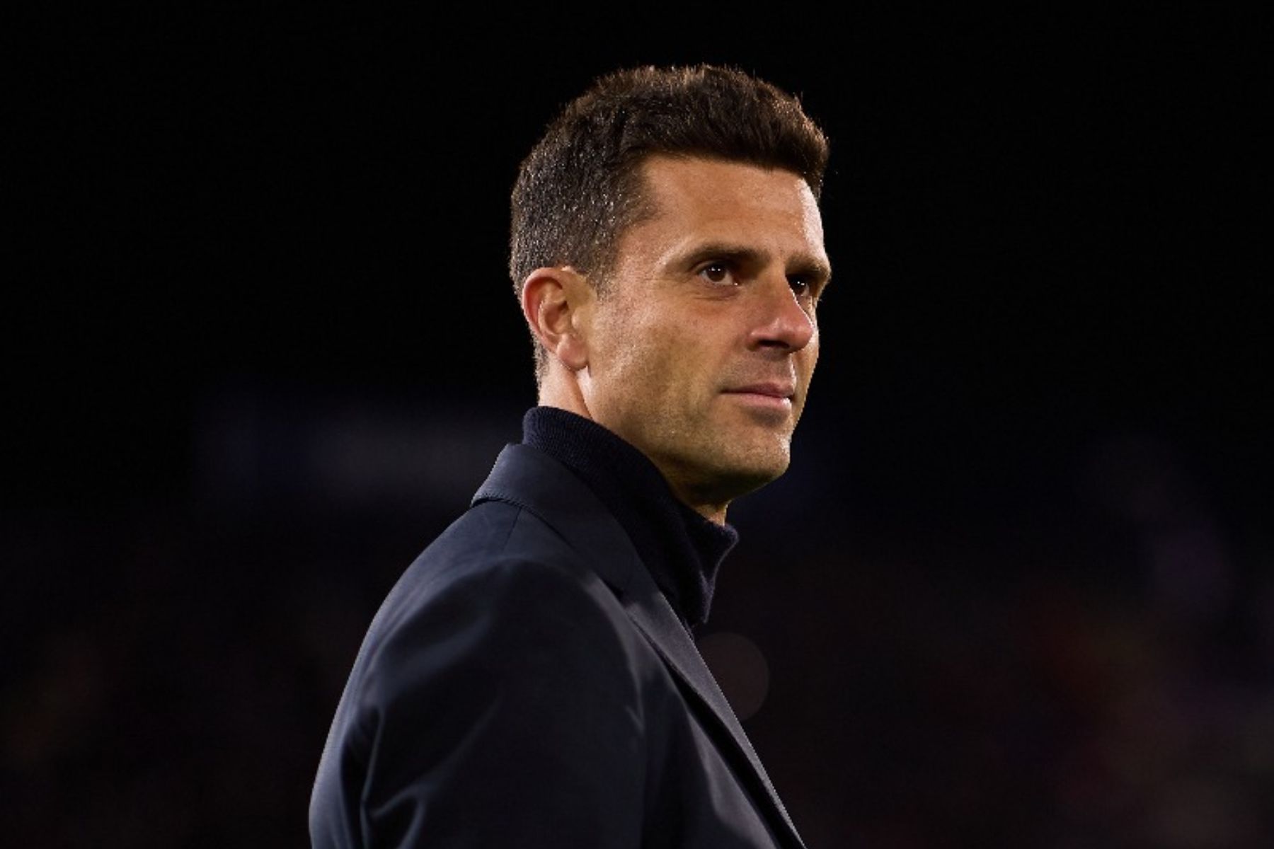 Federação Italiana tentou usar Thiago Motta para evitar saídas de Maldini e Leonardo