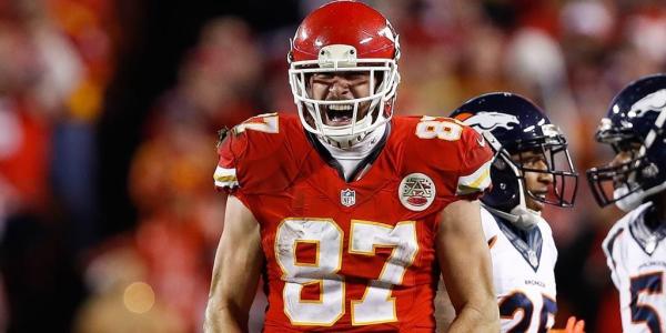Travis Kelce em ação pelos Chiefs na temporada 2016 da NFL • Divulgação/NFL