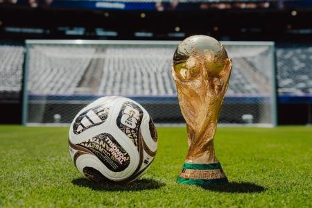 Trionda Final e troféu da Copa do Mundo • Divulgação/Adidas