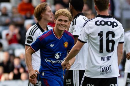United goleou Rosenborg em amistosos na Noruega