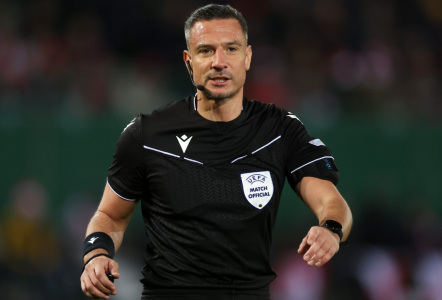 Slavko Vincic durante jogo Uefa em 2024