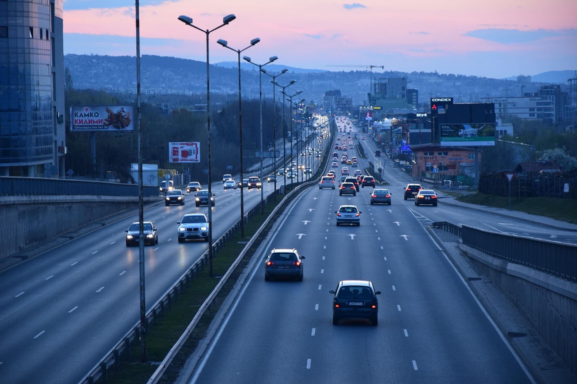 O botão do carro que pouca gente usa e faz a condução muito mais confortável