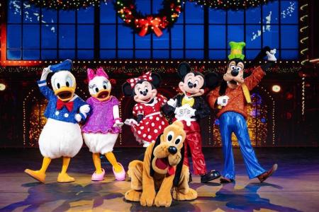 Espetáculo “Disney Celebra: Um Natal Inesquecível 2026” será realizado em Curitiba entre 8 e 21 de dezembro