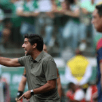 Abel explica escolha por esquema em Palmeiras x Fortaleza: 'Mente aberta'