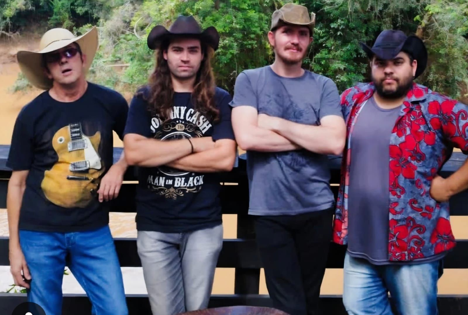 Banda Evil Zé se apresenta no projeto 5ª da Boa Música em Varginha