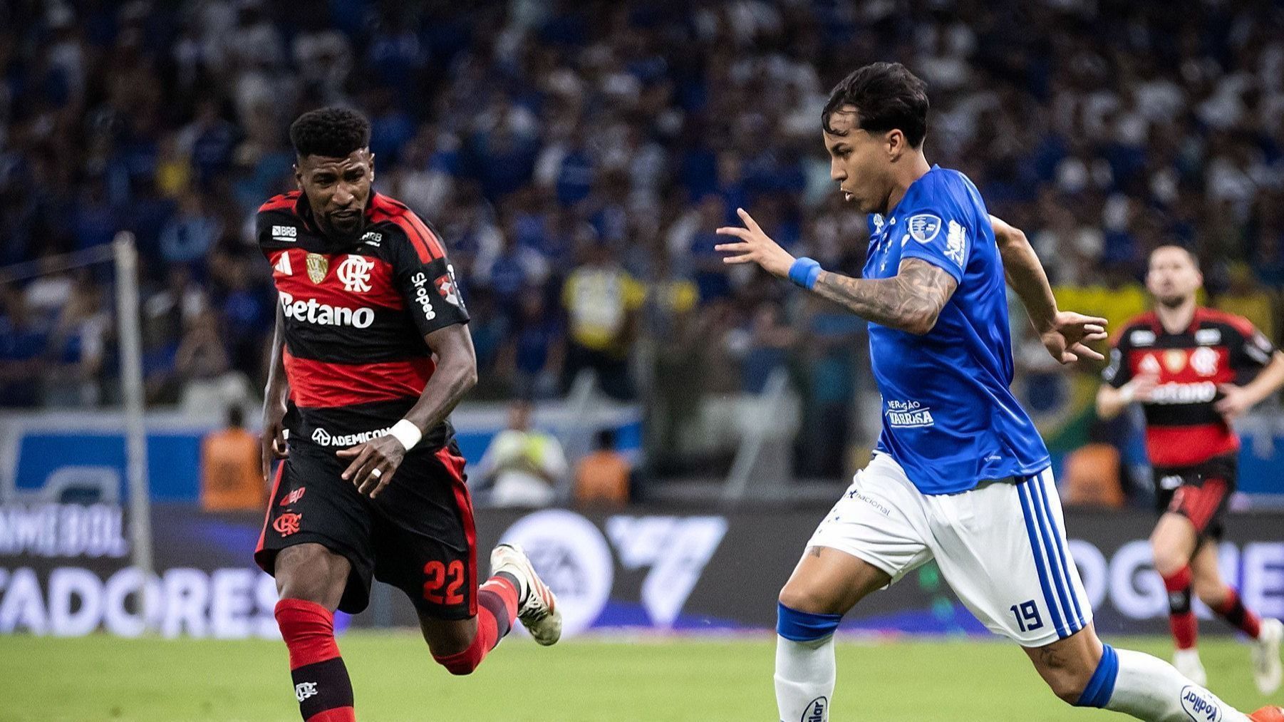 No Maracanã, Flamengo e Cruzeiro decidem vaga nas quartas da Libertadores