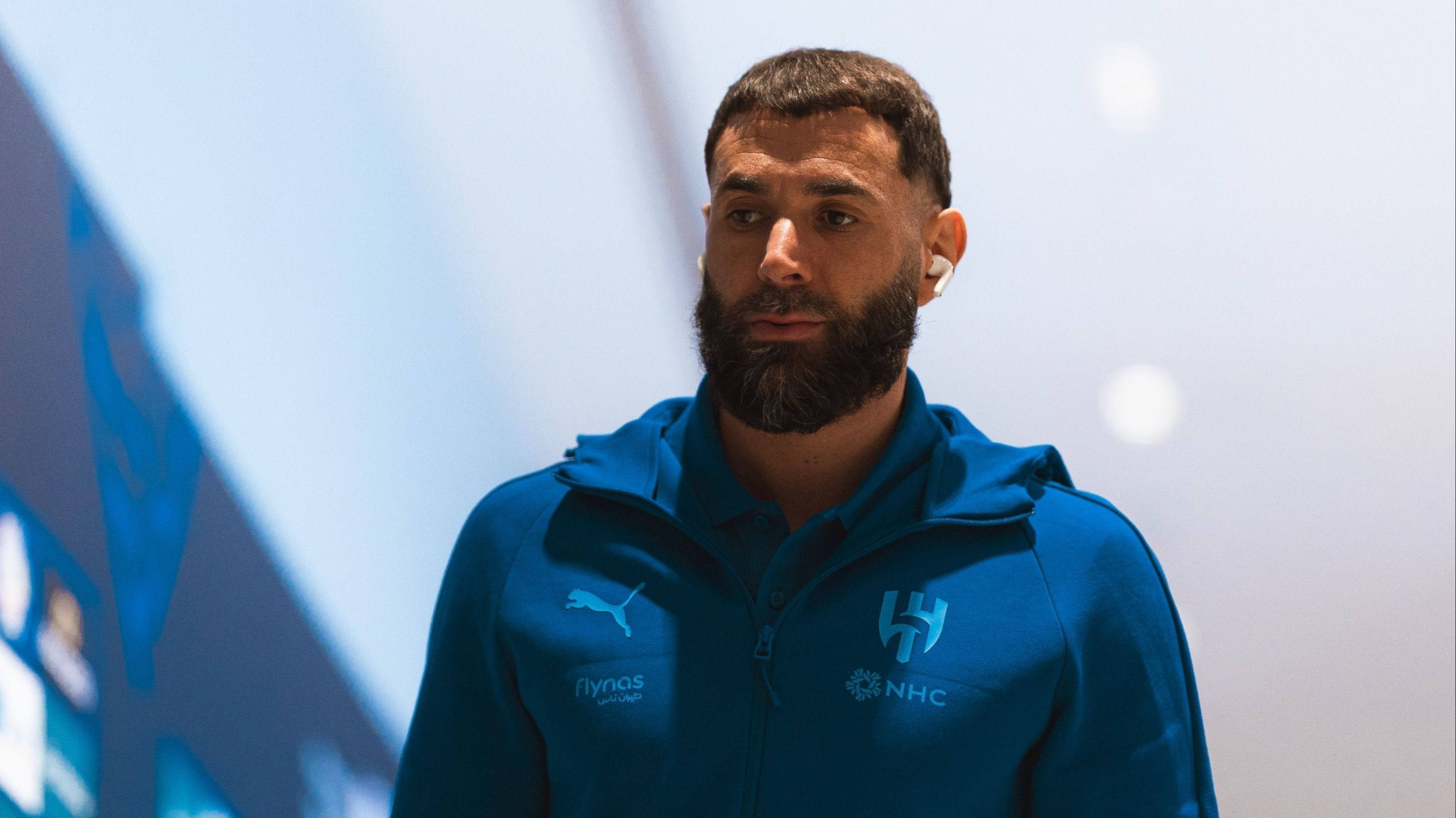 Fora dos planos, Benzema negocia rescisão com o Al-Hilal, diz jornal