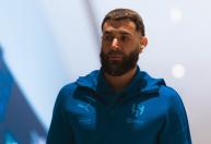 Fora dos planos, Benzema negocia rescisão com o Al-Hilal, diz jornal