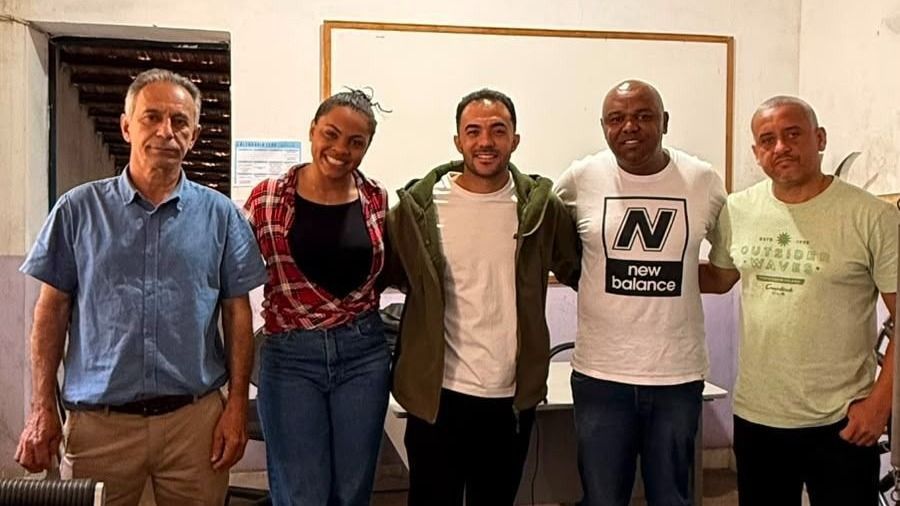Vereadores pedem informações sobre cessão de ginásio ao Instituto Trampolim