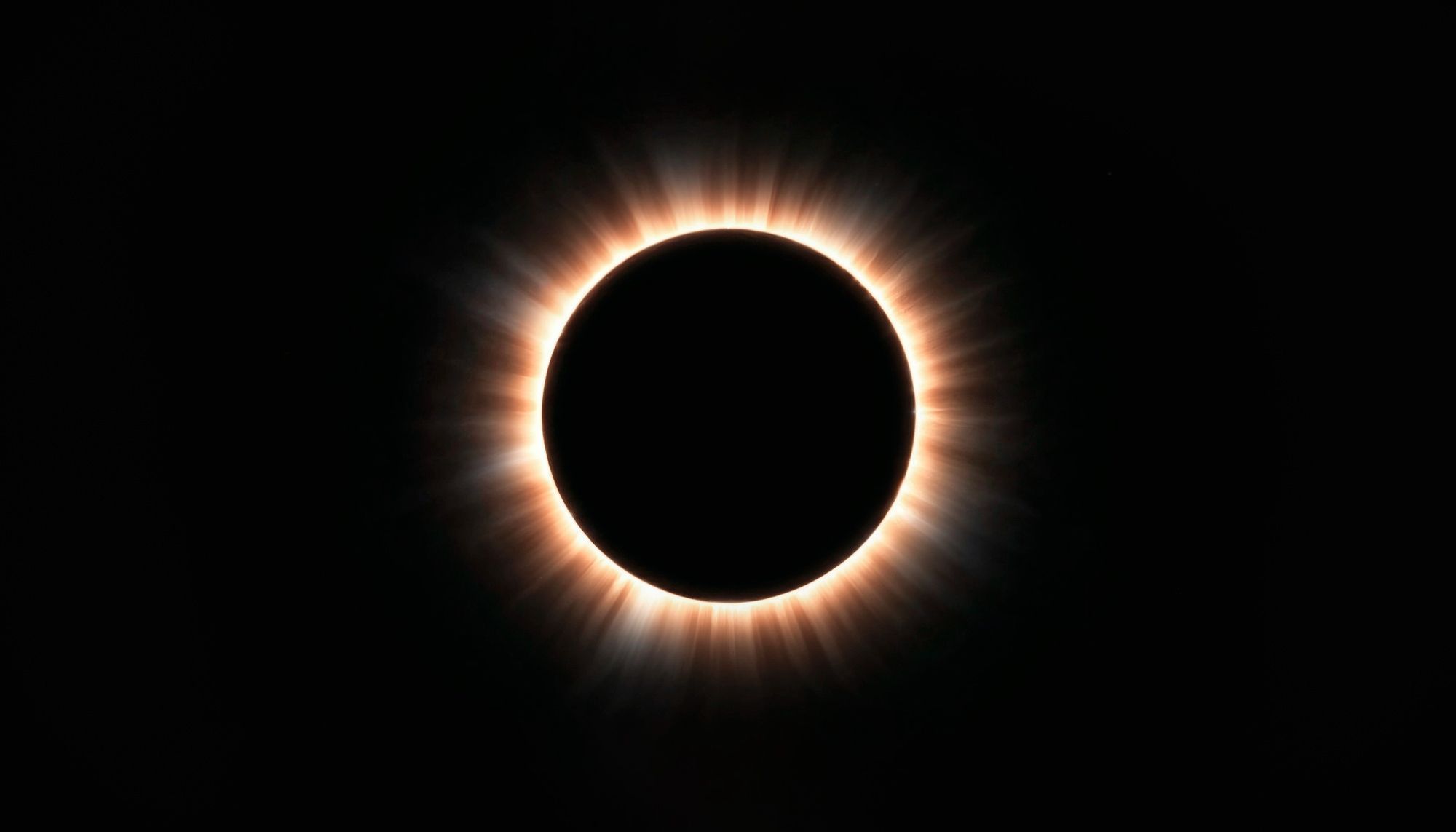'Sol 'desaparecerá' no dia 12 em eclipse total; veja onde e como
