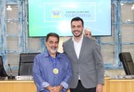 Câmara de Varginha homenageia o professor Fábio Luiz de Carvalho