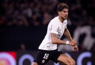 Pedro Raul encerra jejum com gol em Corinthians x Internacional
