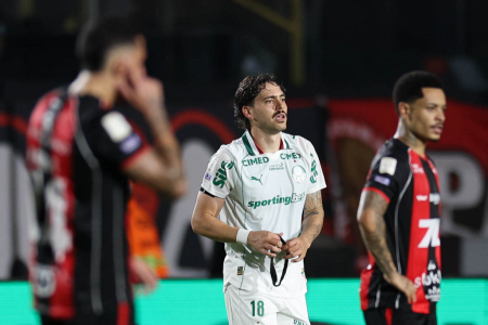 Mauricio no jogo contra o Vitória • Cesar Greco/Palmeiras
