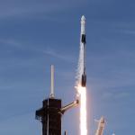 Foguete da SpaceX, empresa de Elon Musk, atinge a Lua e abre cratera