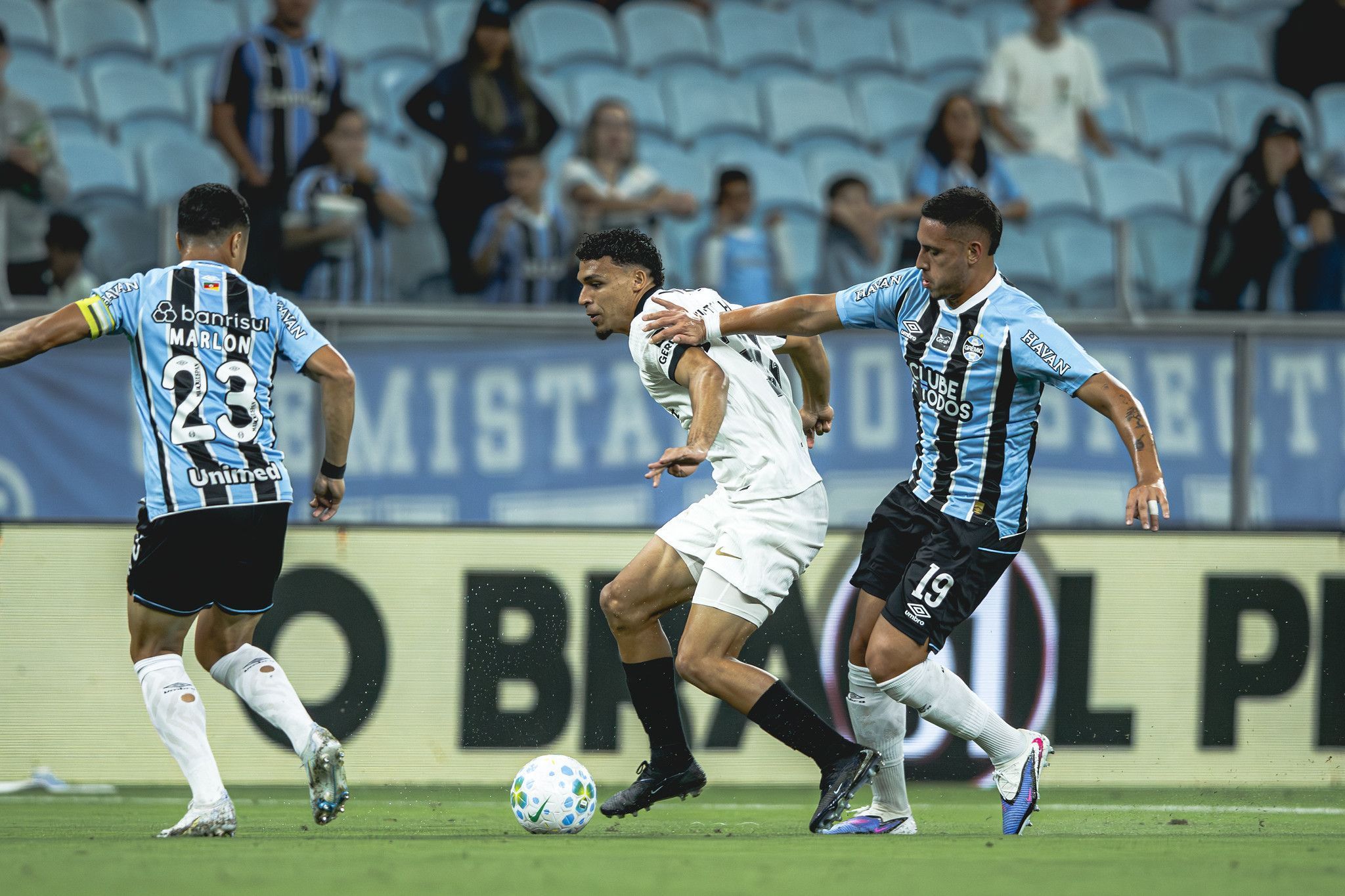 CBF altera data de jogo entre Atlético e Grêmio pelo Campeonato Brasileiro