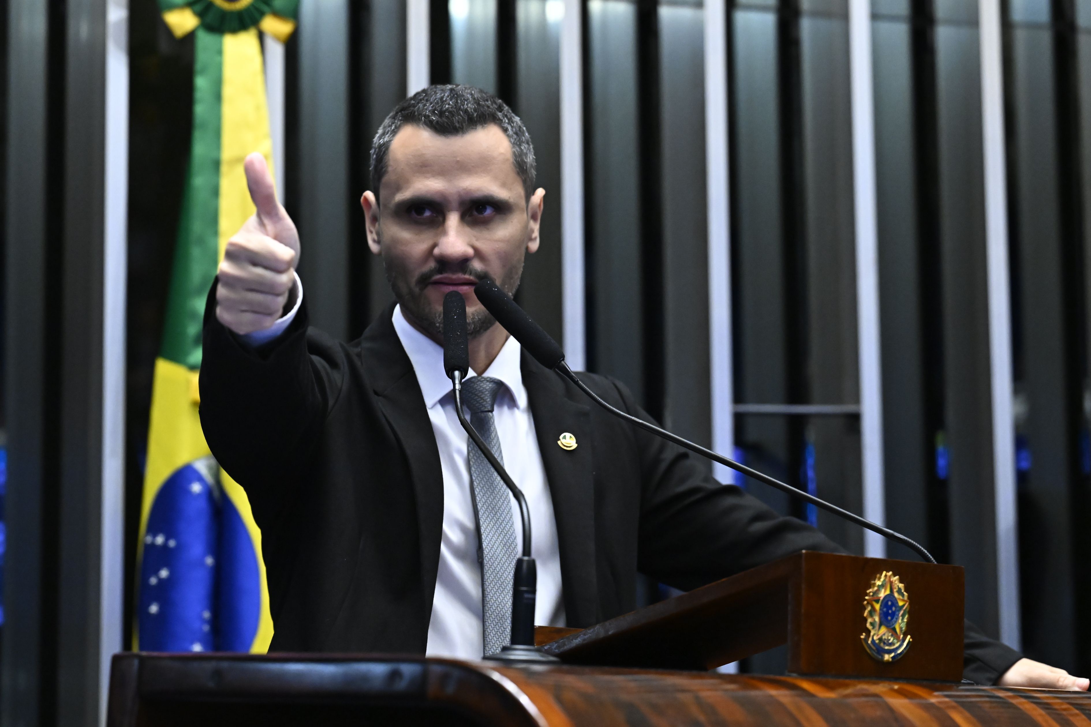 Vox Radar: Cleitinho tem condições emocionais para governar? Veja a opinião das redes