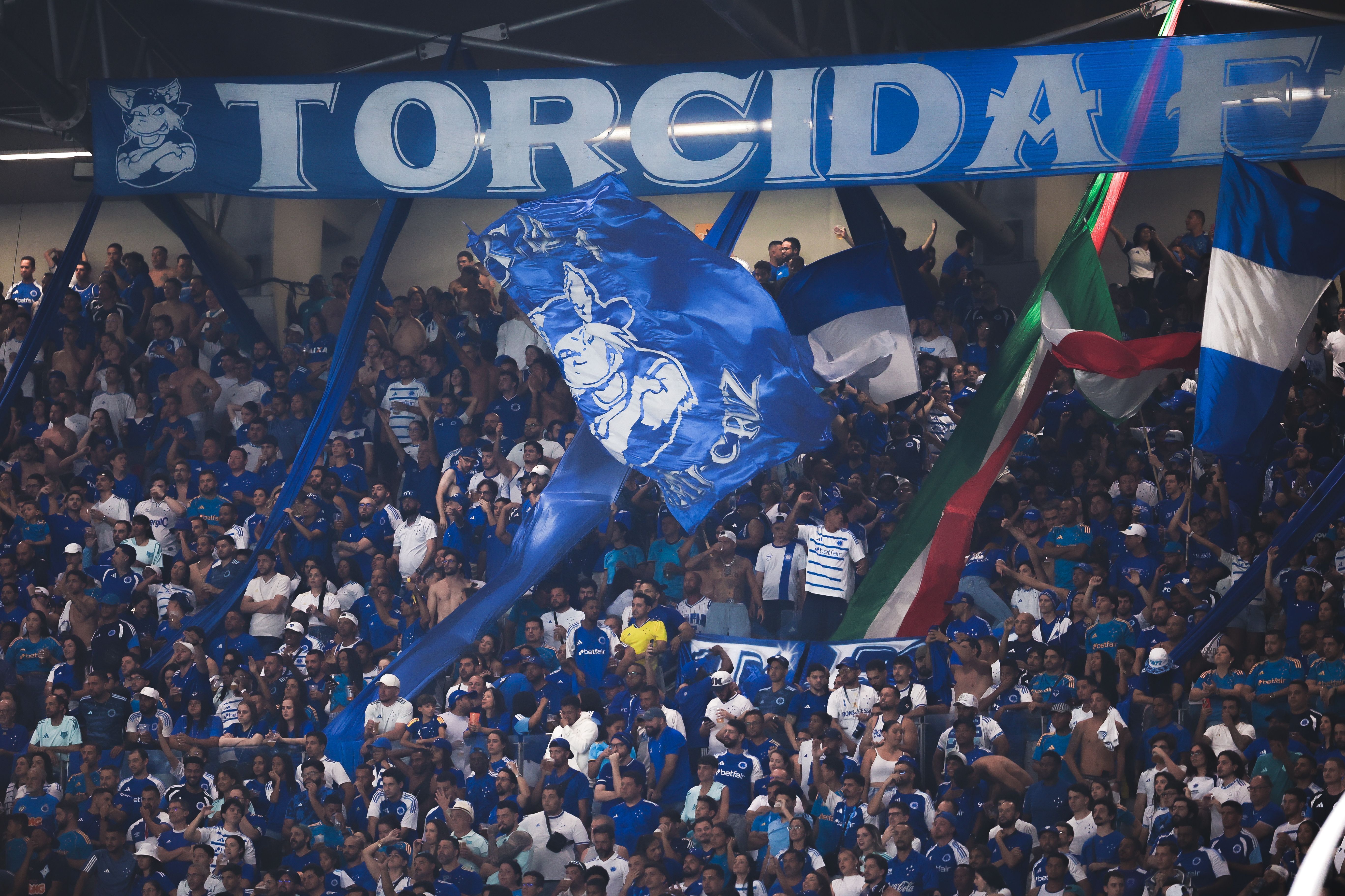 Cruzeiro lança promoção de 'Dia dos Pais' para jogo contra o Mirassol no Mineirão