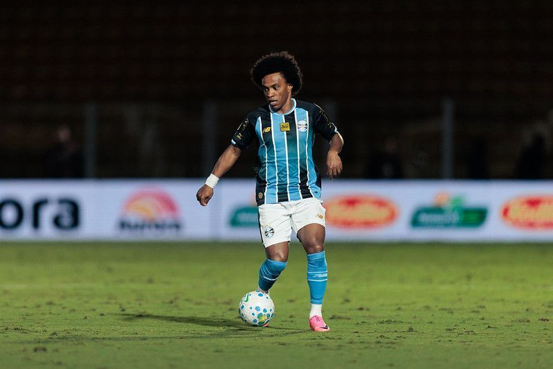 De saída do Grêmio, Willian se despede nas redes sociais