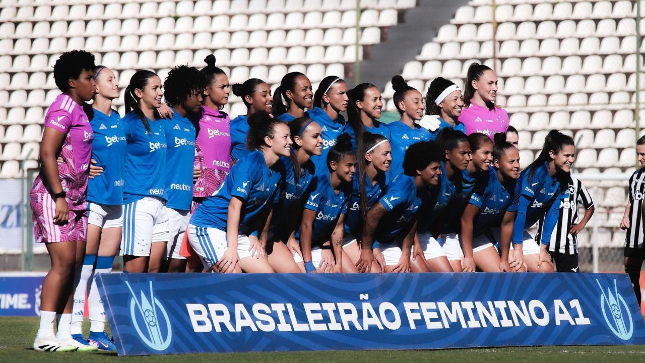 Cruzeiro depende de si para avançar no Brasileirão Feminino