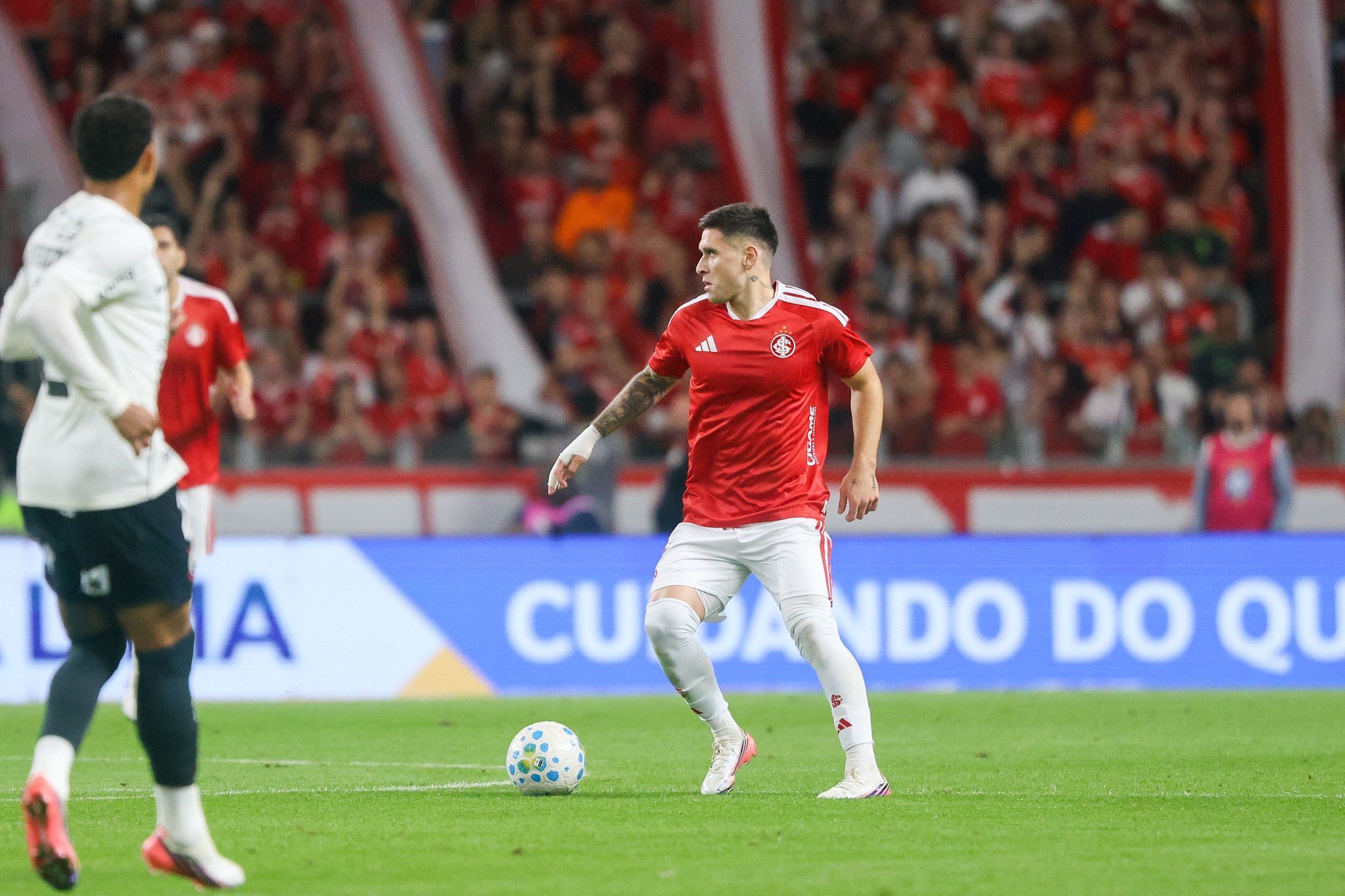Do que o Corinthians precisa para avançar contra o Inter na Copa do Brasil?
