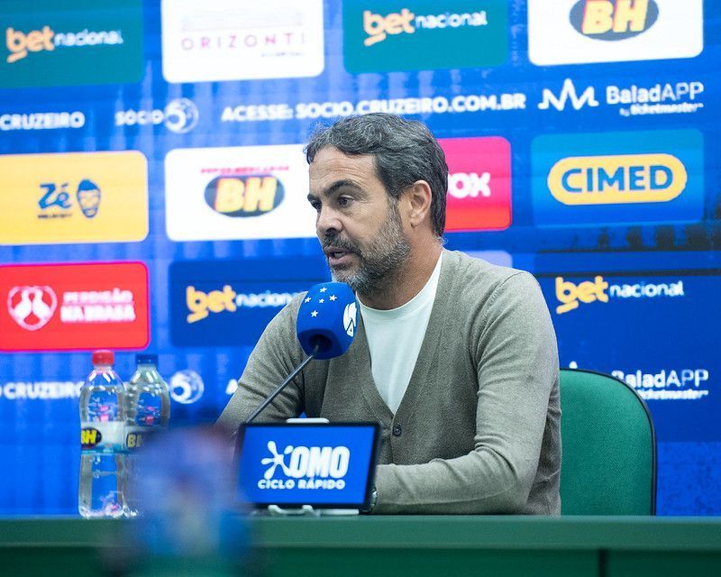 'Temos que admitir': Artur Jorge dá 'veredito' sobre empate em Chape x Cruzeiro