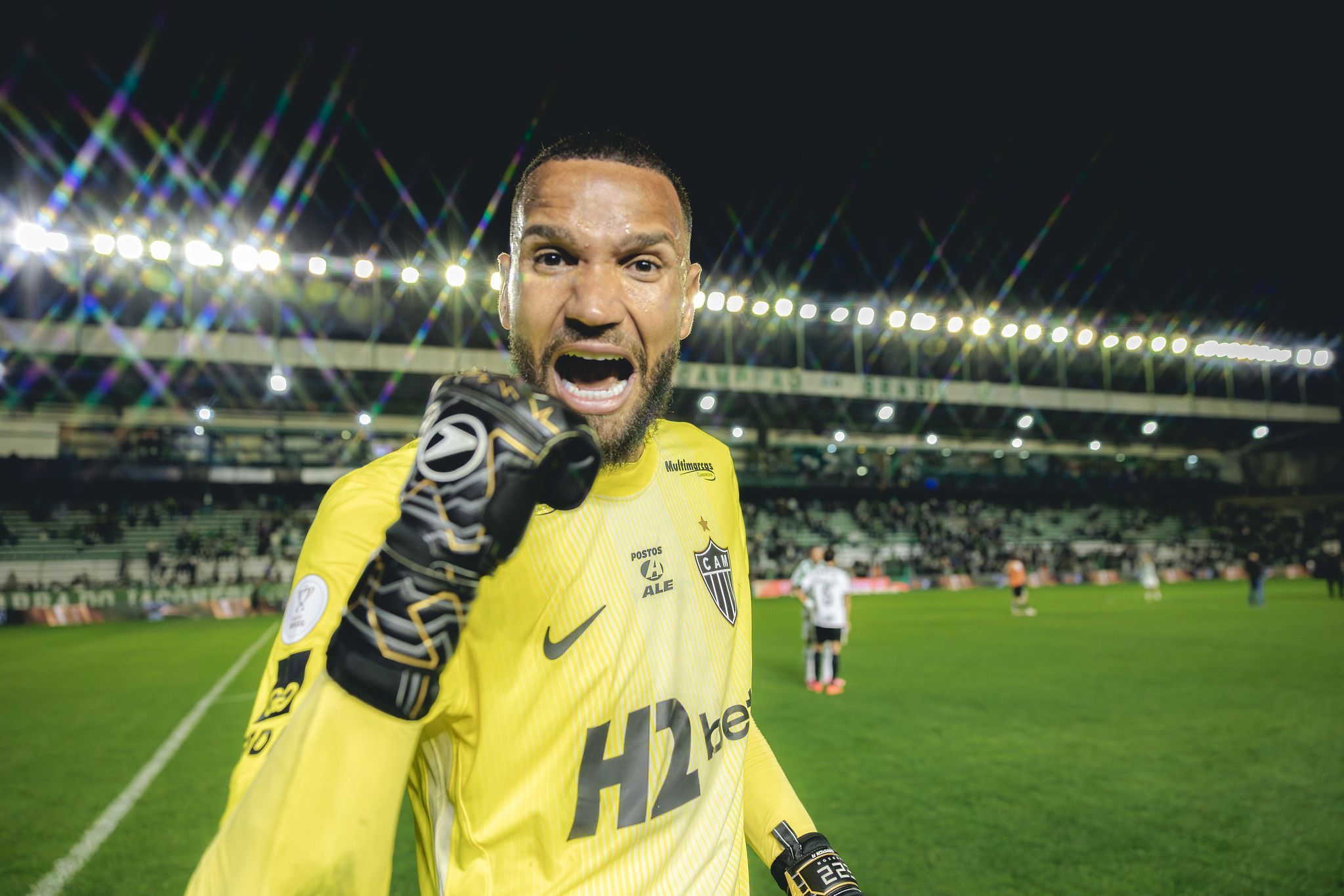Comentarista ironiza ausência de Everson, do Atlético, na Seleção: 'Islandês'