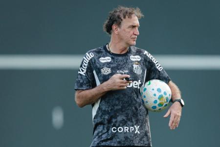 Cuca, técnico do Santos FC