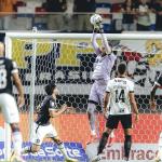 Capitão do Atlético, Everson define empate com o Remo: 'Gosto de derrota'