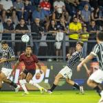 Com 'lambança' de Volpi, Corinthians bate RB Bragantino pelo Brasileiro