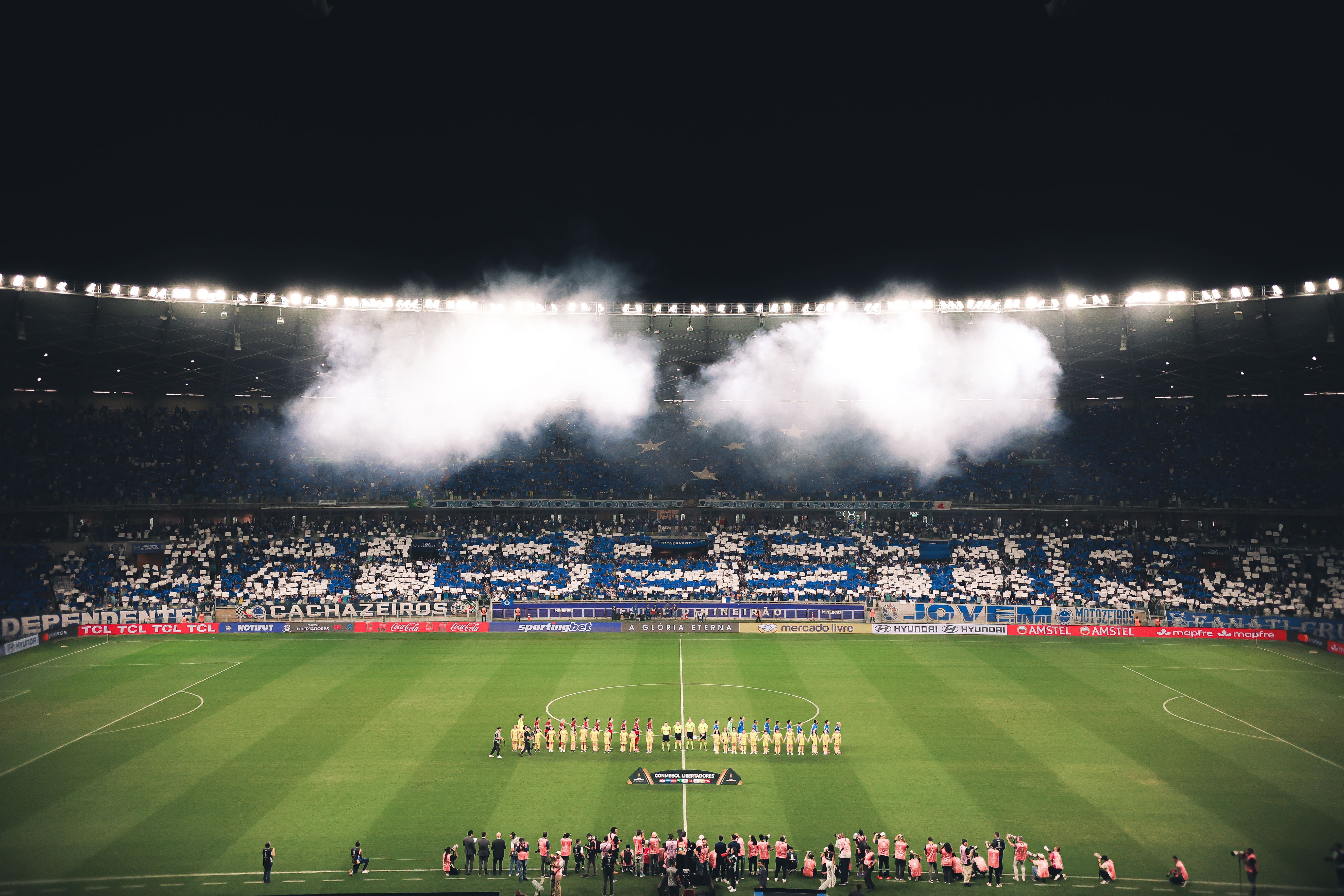 Cruzeiro x Flamengo registra recorde de público do Mineirão em 2026; confira