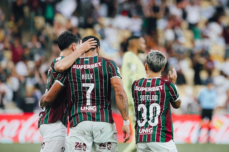 Hulk marca, é direto sobre críticas no Fluminense e manda recado