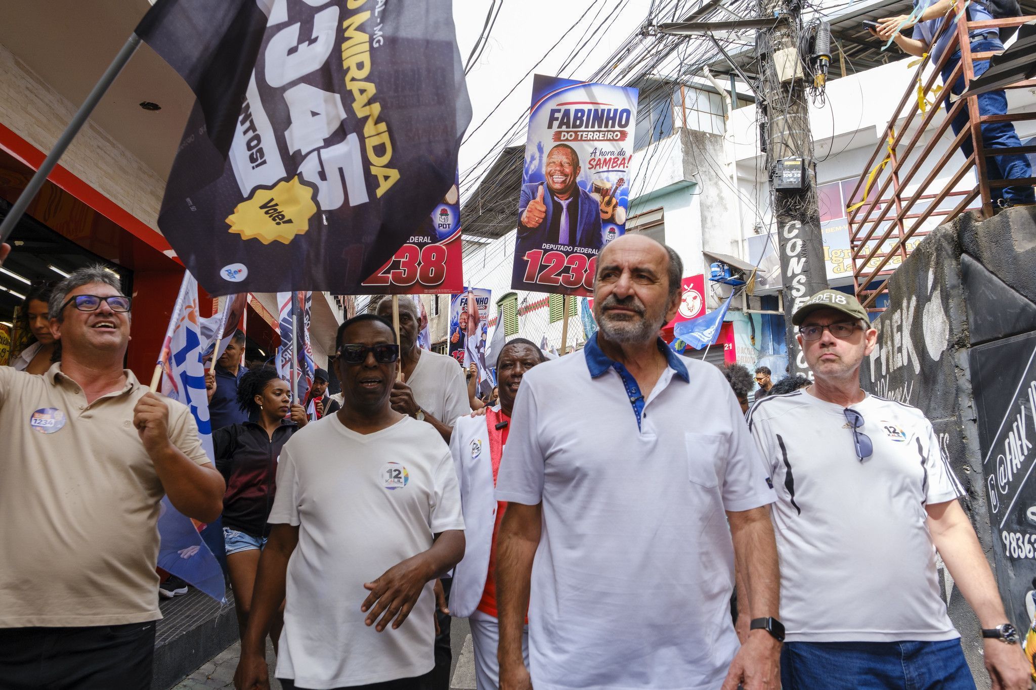 Kalil começa a campanha ao Governo de MG na Serra e anuncia pausa para transplante de córnea