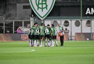 América anuncia saída de mais dois atletas, e lista de dispensas aumenta