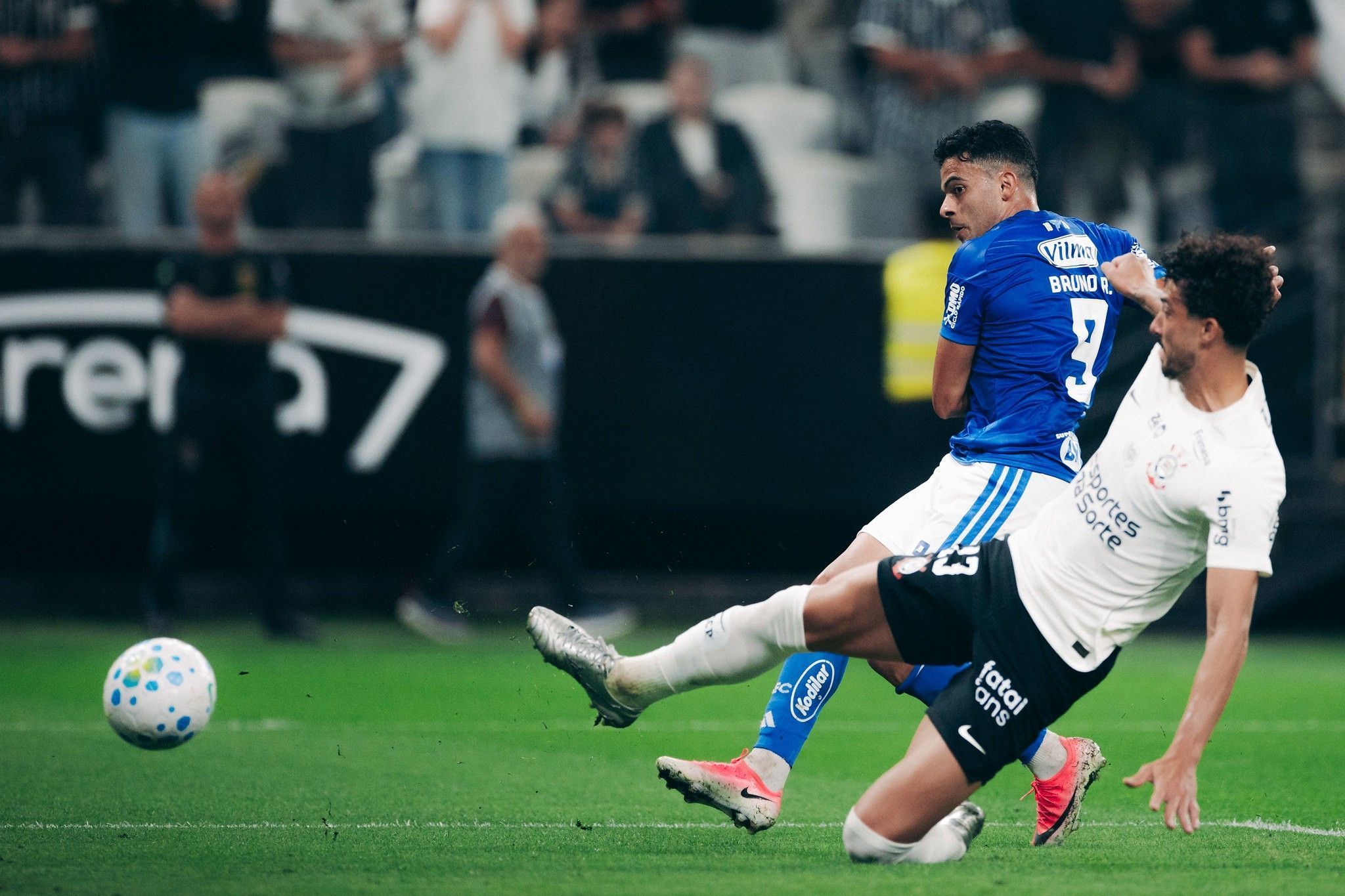 Corinthians perde titular para jogo contra o Coritiba