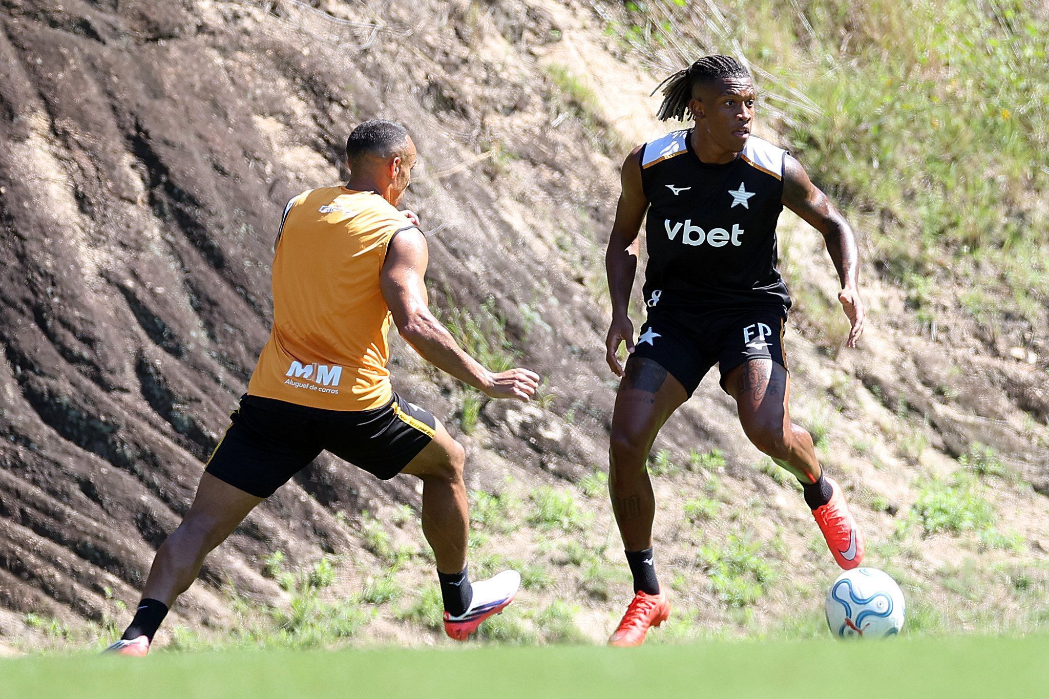Escalação do Botafogo: time deve ter Danilo por 'milagre' contra Cienciano