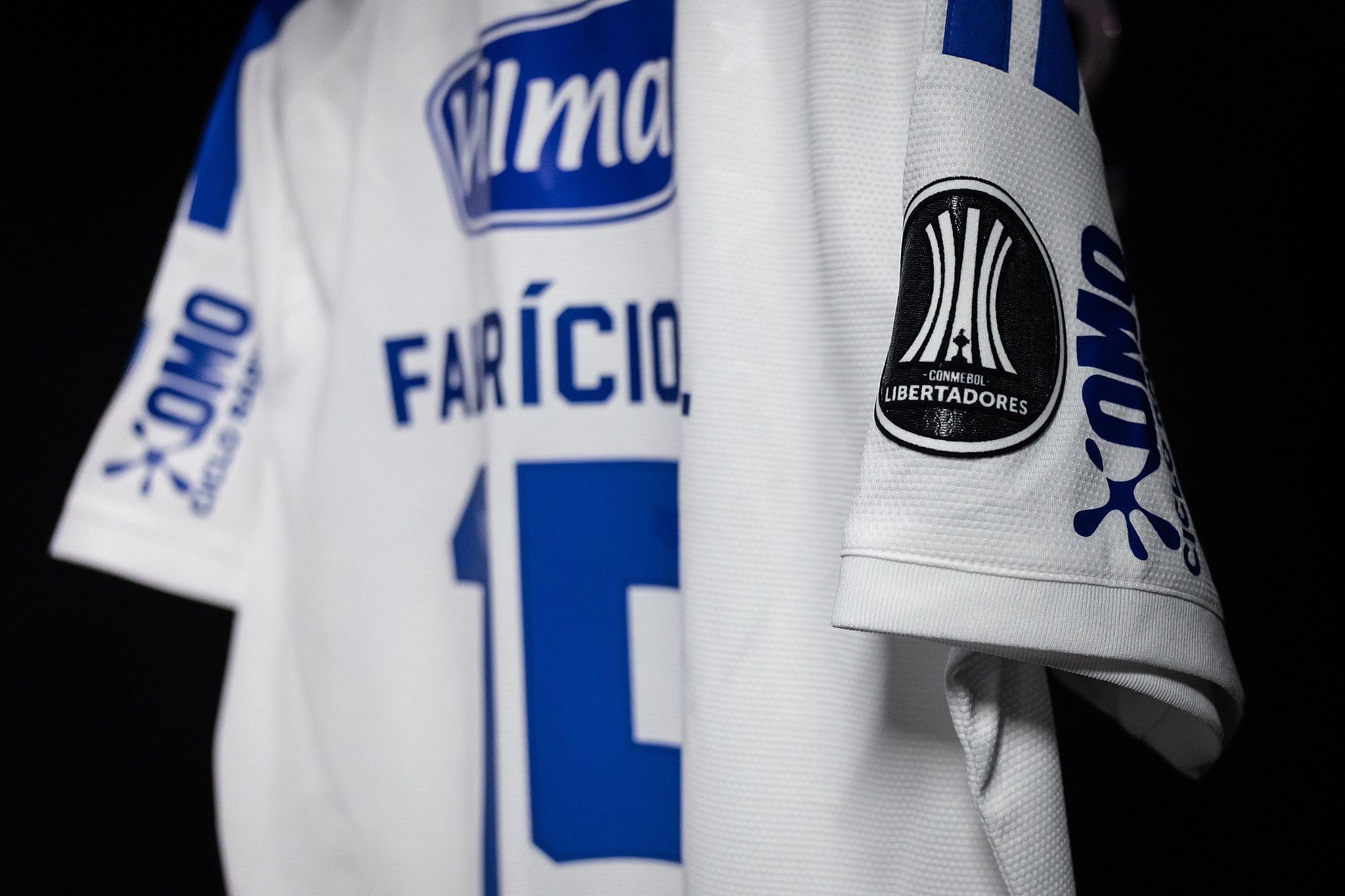 Cruzeiro volta a ser eliminado nas oitavas da Libertadores e adia sonho do tri