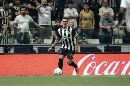 Tomás Cuello em ação pelo Atlético