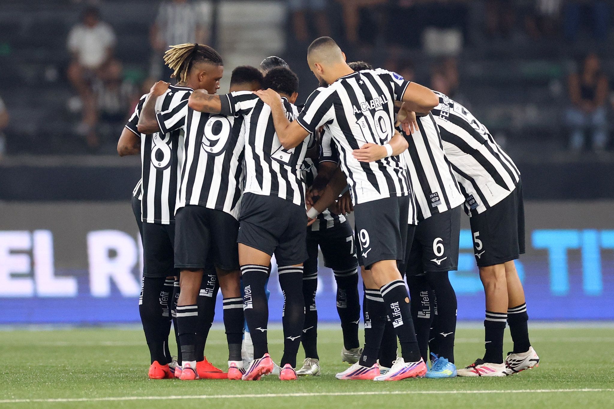Botafogo deixa de arrecadar milhões com eliminação na Copa Sul-Americana