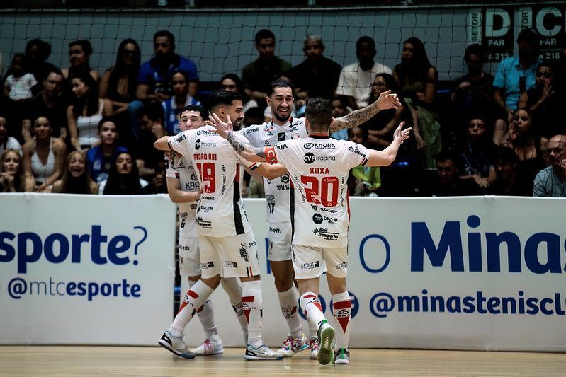 Minas é goleado pelo Joinville e sai atrás na decisão da Copa do Brasil de Futsal