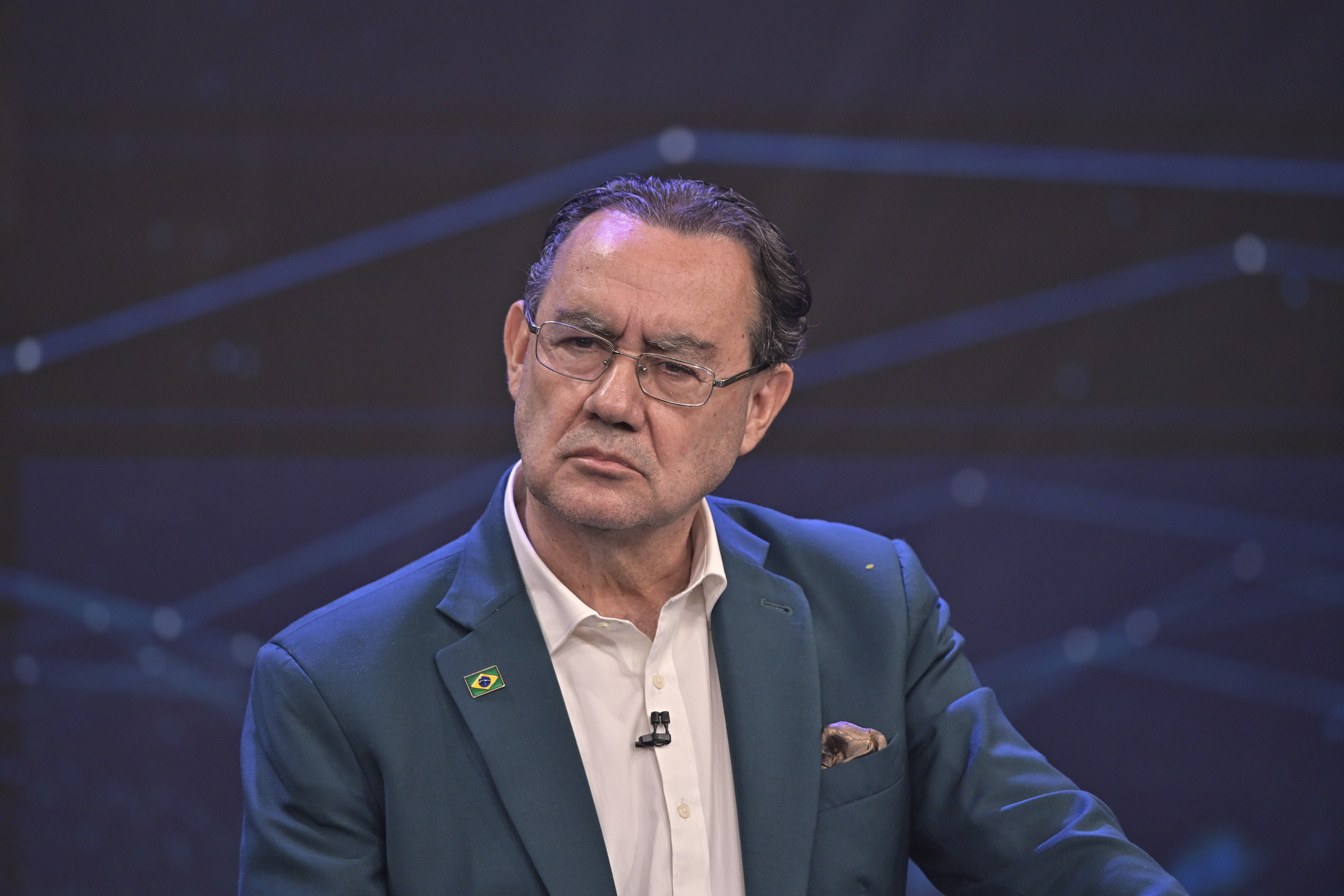 Marqueteiro de Cury: 'Ataques da esquerda e direita ajudam no crescimento'
