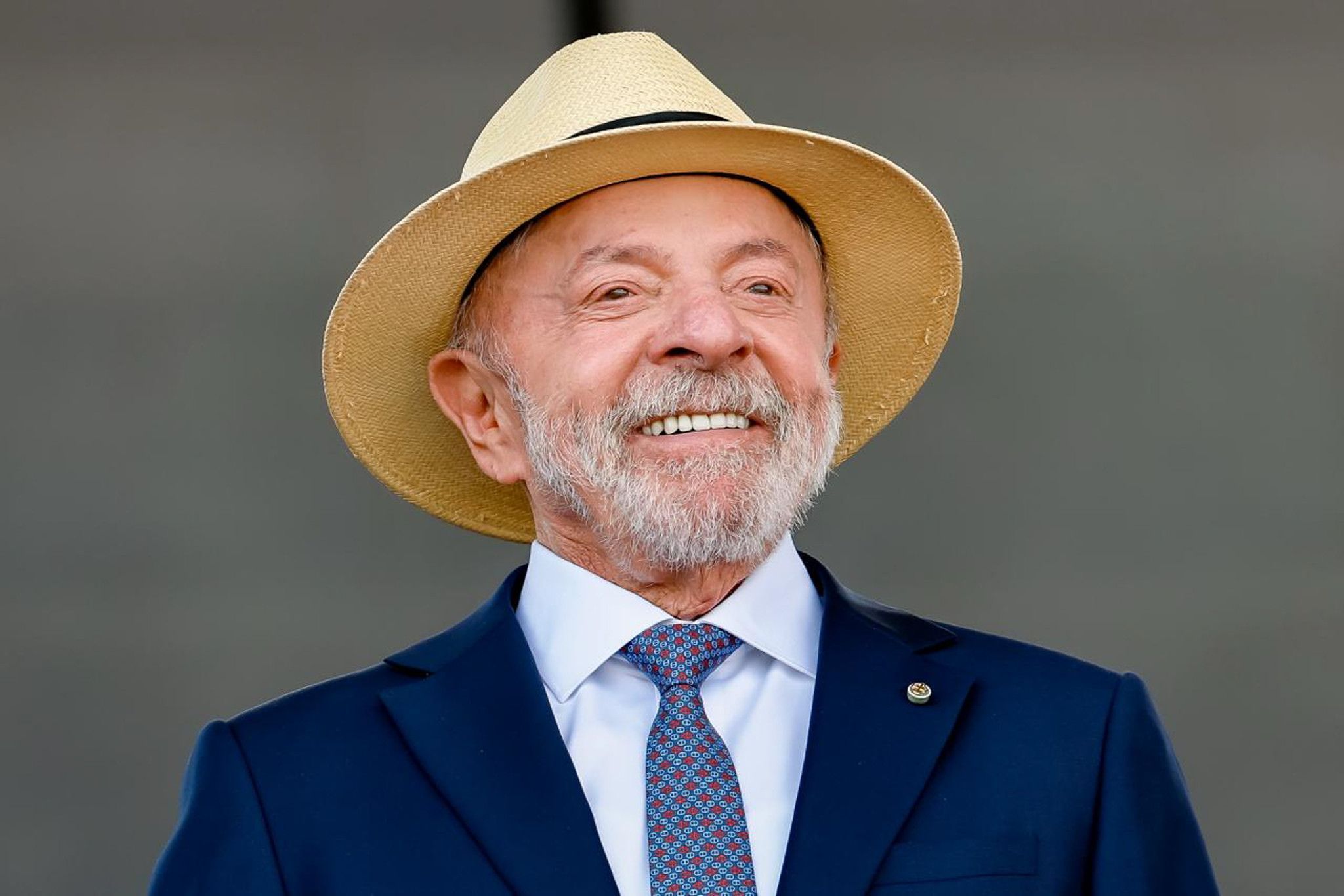 Lula tenta apagar incêndio entre STF e Polícia Federal