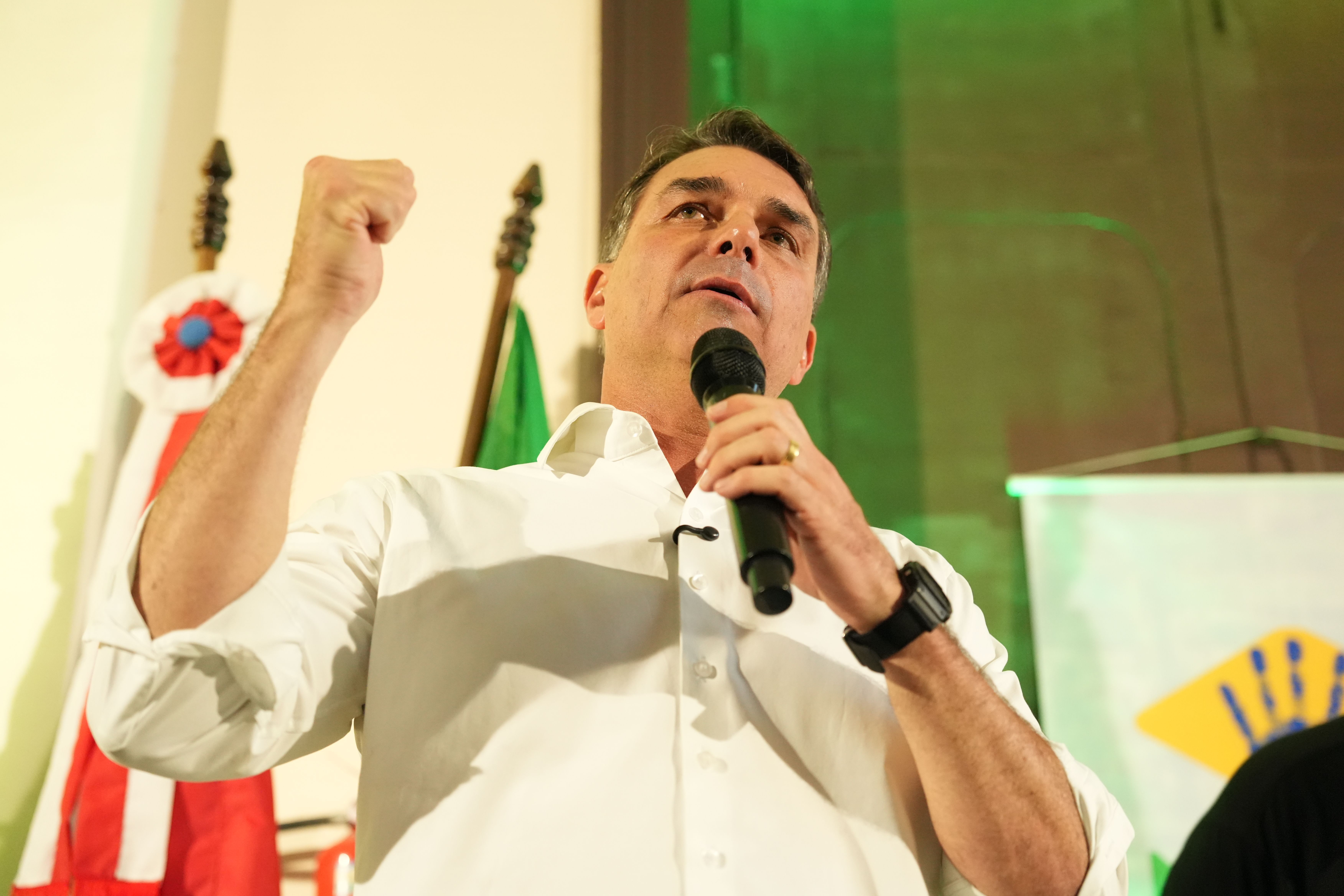 Flávio Bolsonaro é o próximo a ser sabatinado pelo JN nesta sexta-feira (28)