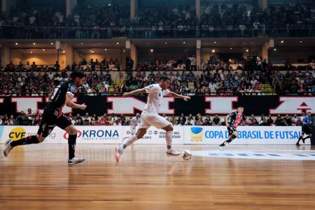 Joinville volta a golear Minas e é campeão da Copa do Brasil de Futsal