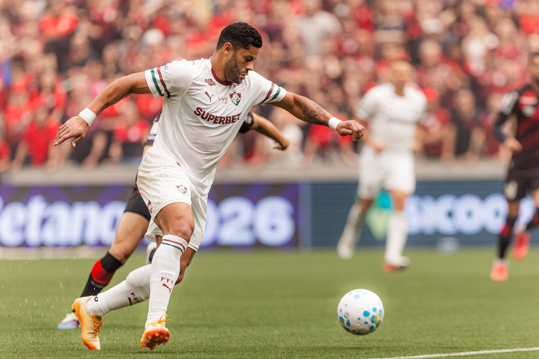 Com chegada de Marcão, Hulk dobra números como titular no Fluminense