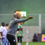 Técnico do América é direto sobre momento na Série B, mas prega confiança
