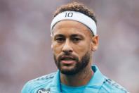 Sob liderança de Neymar, Santos se reinventa fora de casa e ganha força