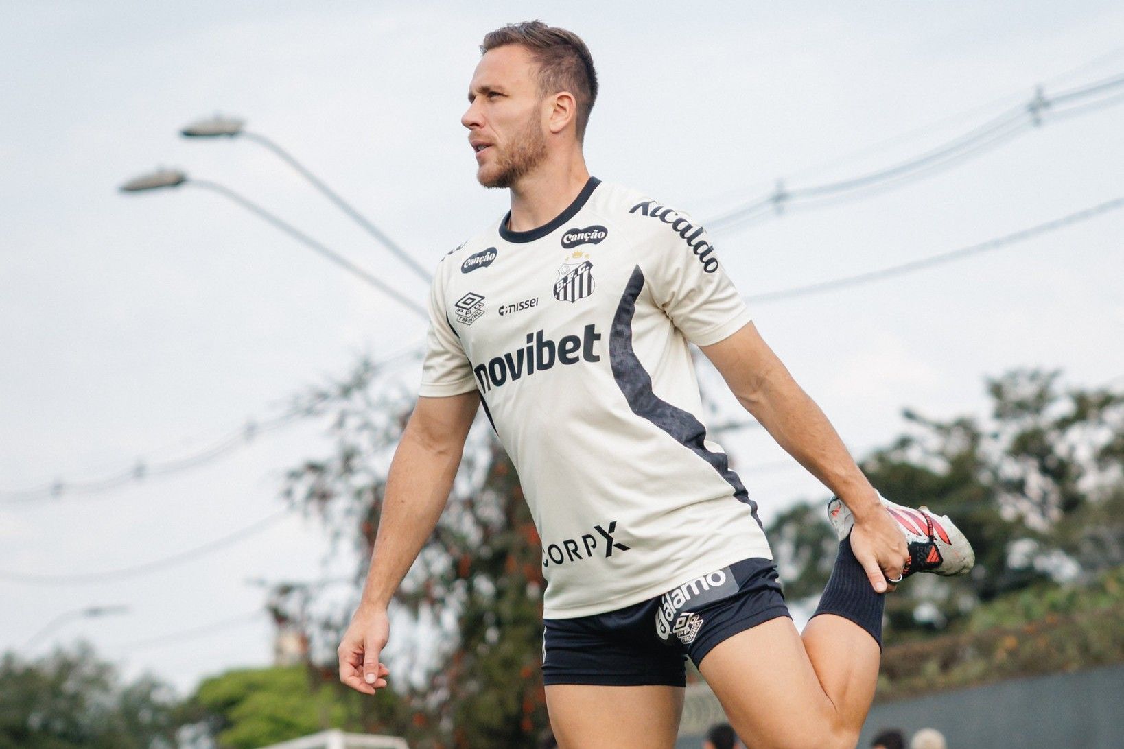 Função, números e mais: como Santos pode potencializar Arthur