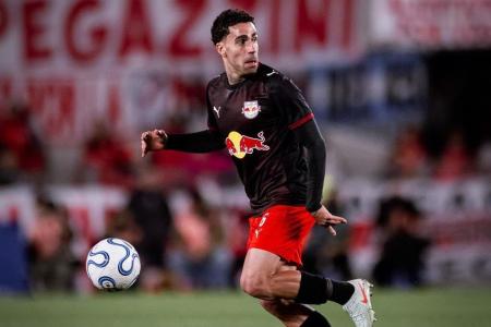 Gabriel Girotto, volante do RB Bragantino